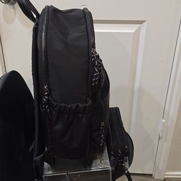 Steve Madden BPorts Travel Backpack w/Tech Case- Black main image 9